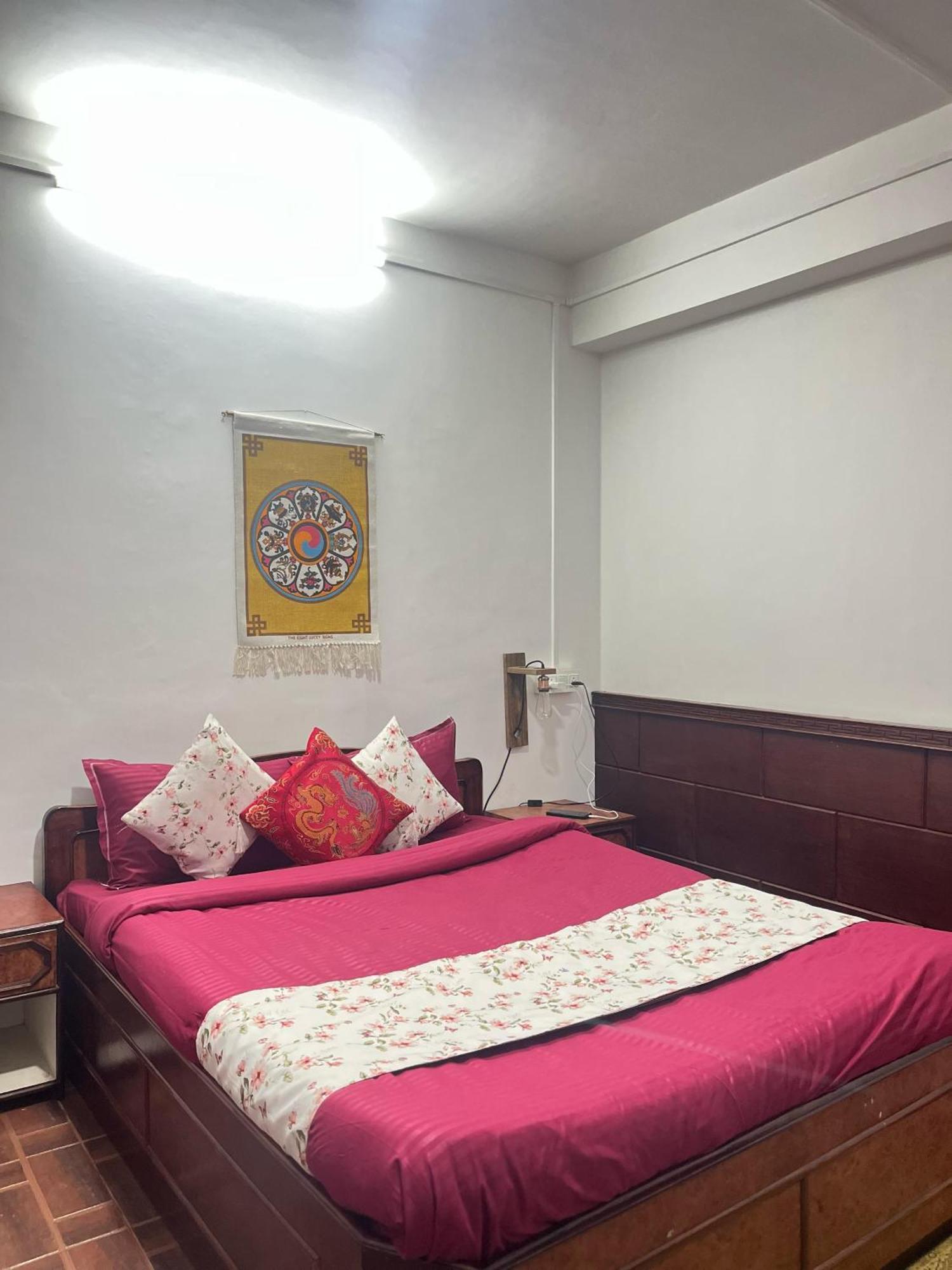 Monratino Ridge View Residency 7 Mins Away From Mg Marg Bed & Breakfast Gangtok Exterior photo